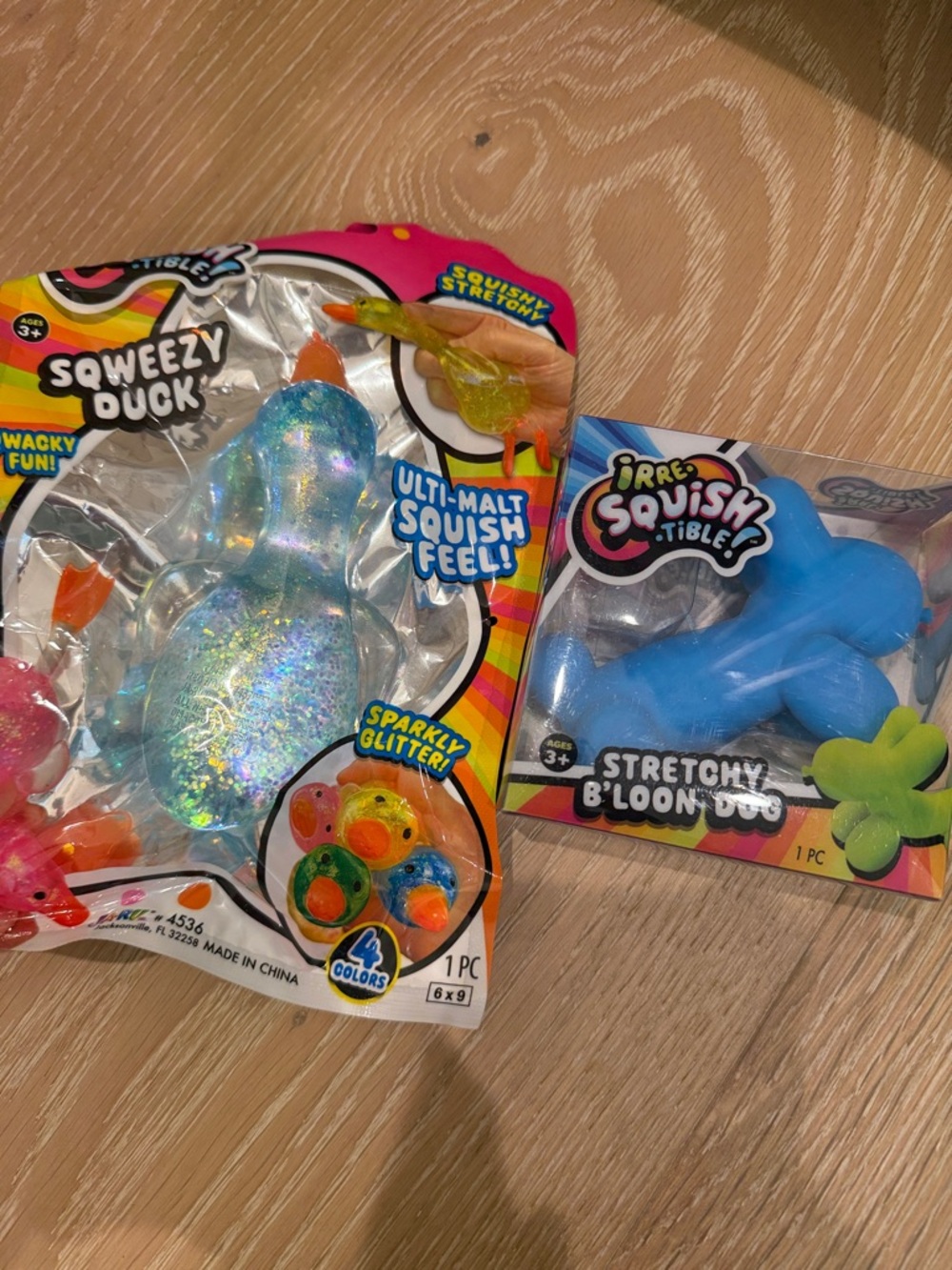 Viral-Stretchy Blue B’loon dog  & Squeezy Blue Glitter Duck Bundle
